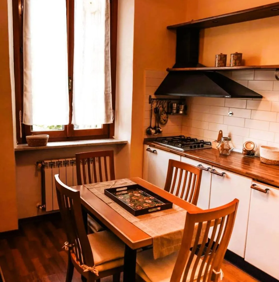 La Maison Au 35 La Spezia Apartment